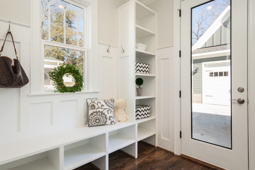 Eco-Friendly Home Decor: Bringing Sustainability into Your Space Eco-Friendly Home Decor: Bringing Sustainability into Your Space