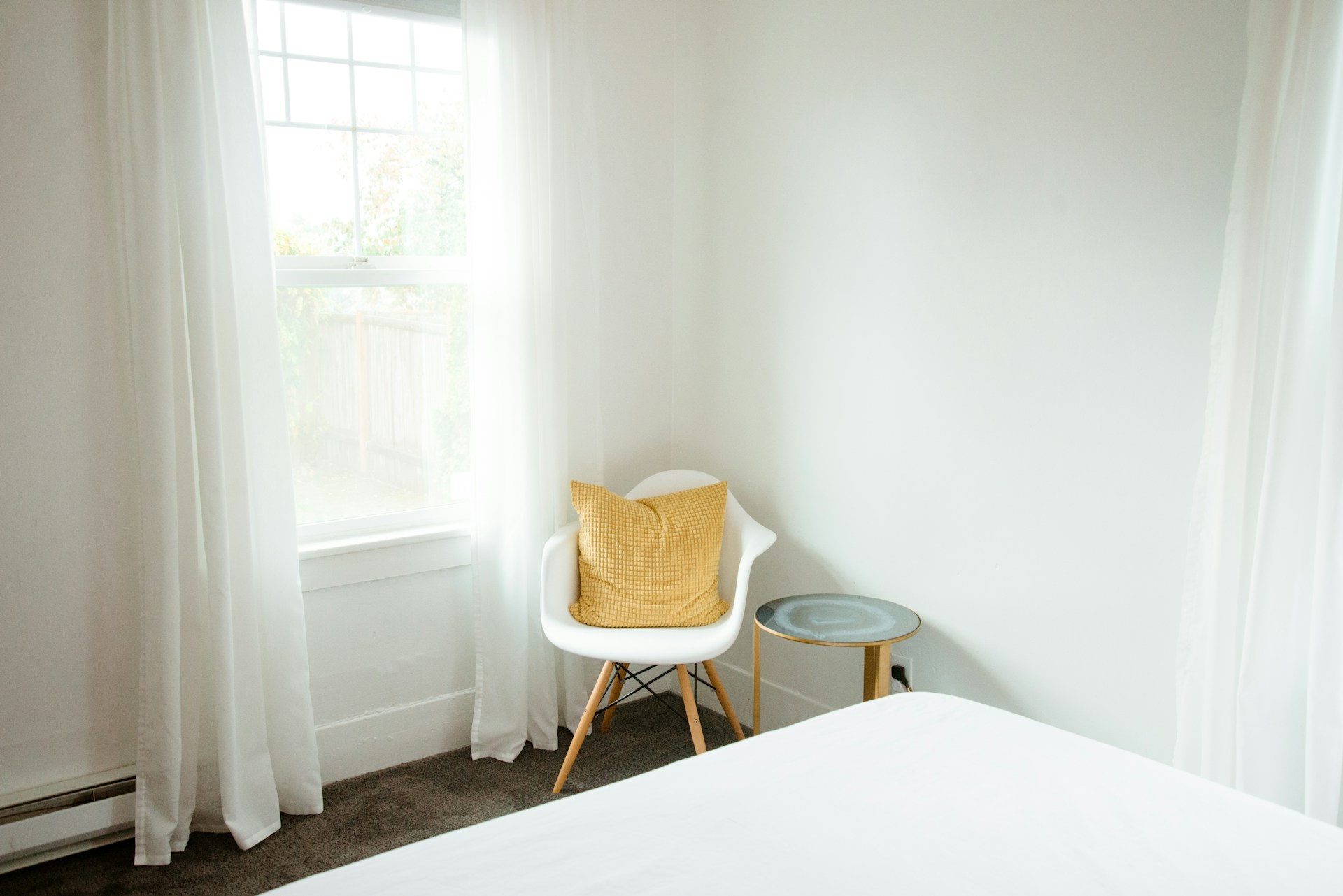 Budget-Friendly Home Decor: Elevate Your Space Without Breaking the Bank Budget-Friendly Home Decor: Elevate Your Space Without Breaking the Bank